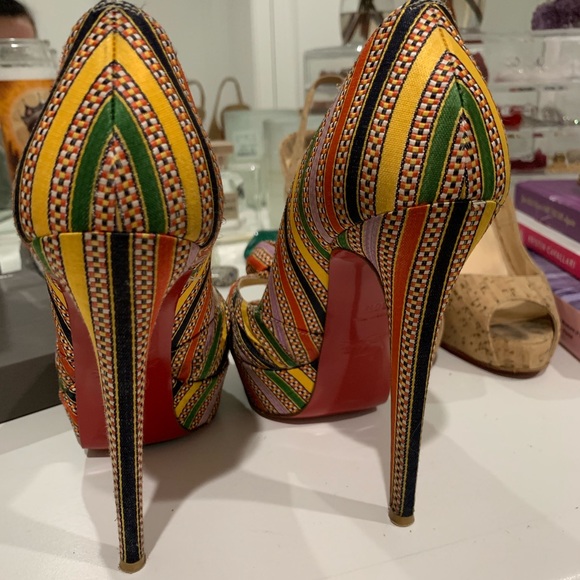 Christian Louboutins 6.5 - Picture 4 of 6